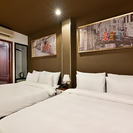 The Noble Swan Hotel New World Ho-Chi-Minh-Stadt Exterior foto